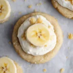 Crumbl banana cream pie cookies