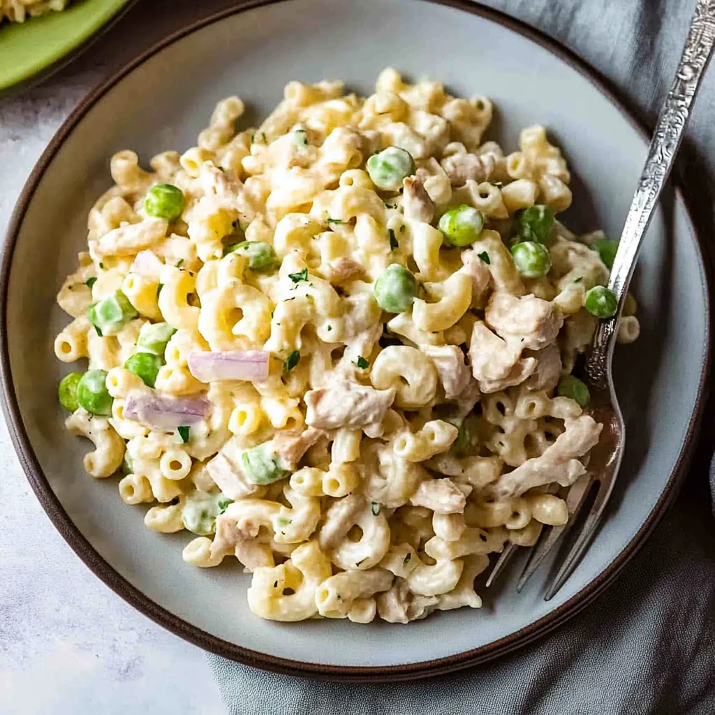 Cold Creamy Chicken Macaroni Salad