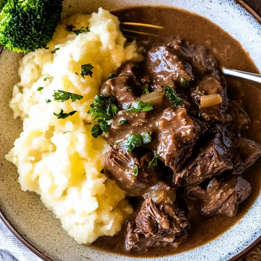 Slow Cooker Beef Tips With Gravy