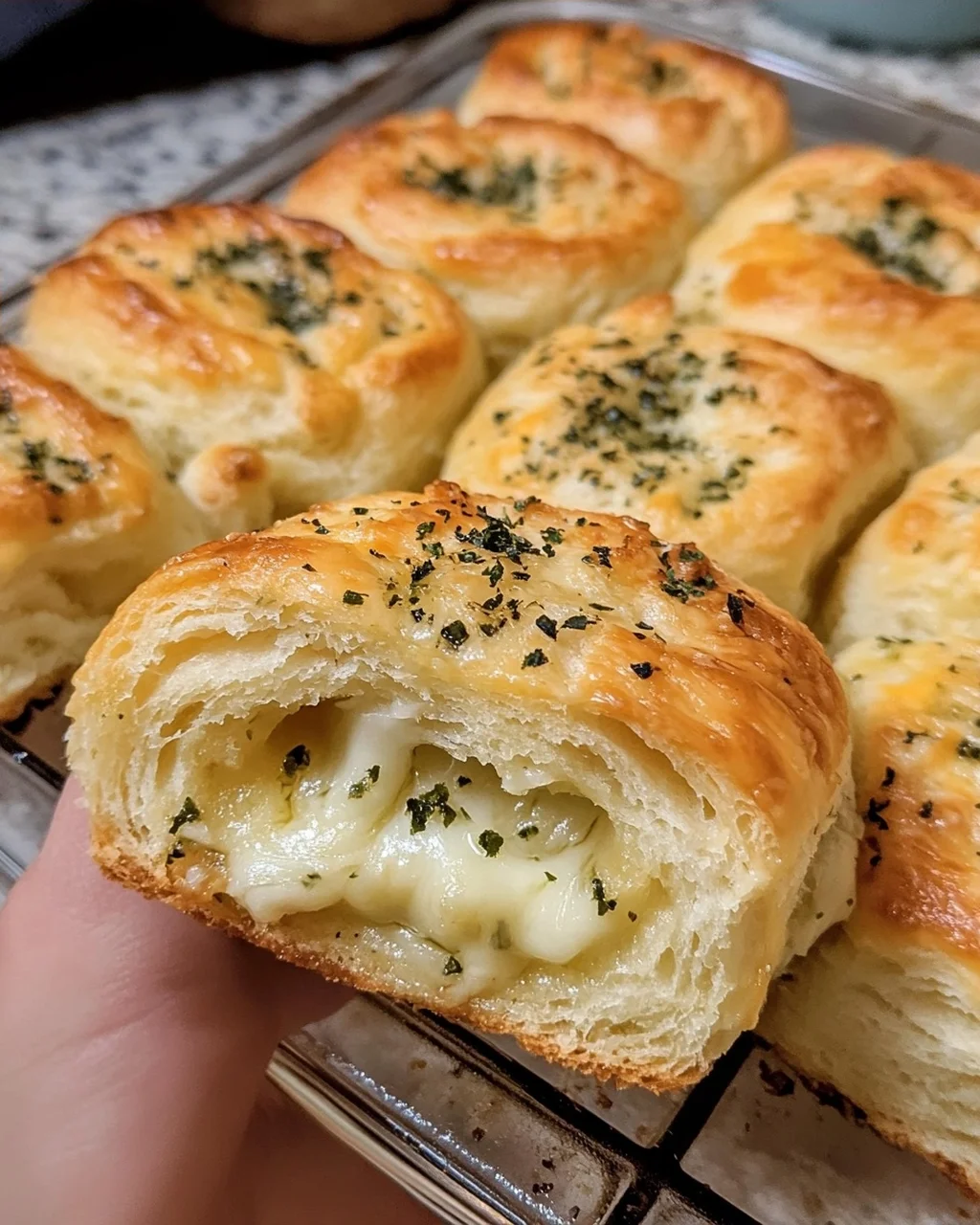 Cheesy Garlic Rolls