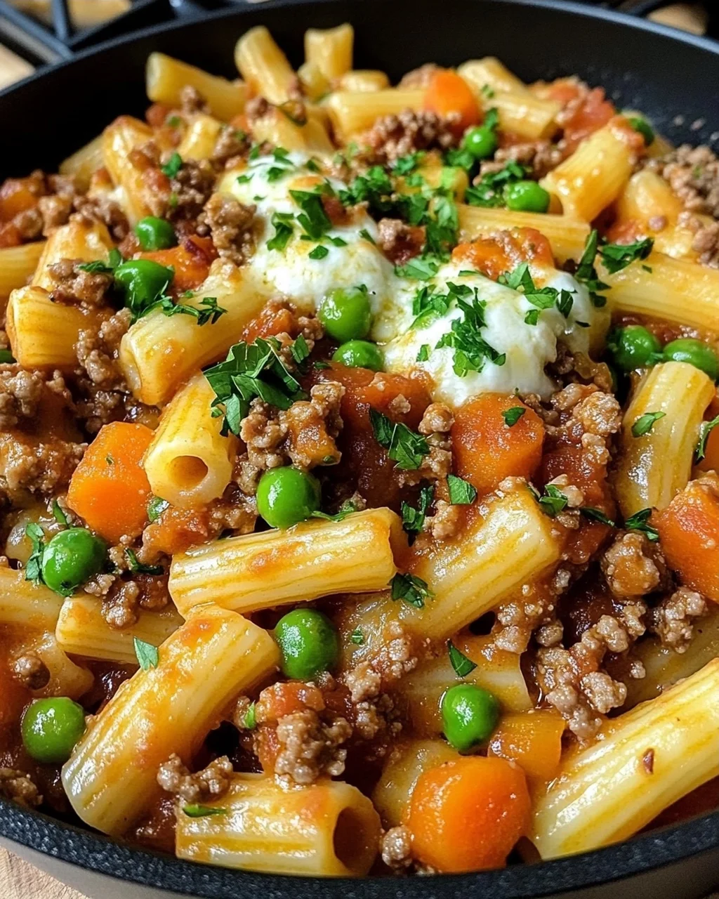 Pasta with Ground Meat and Vegetables