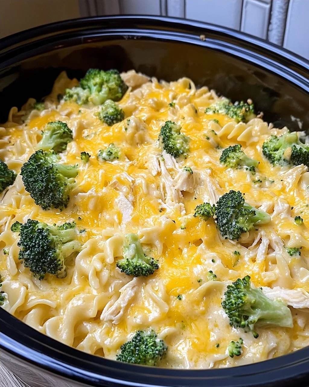 Slow Cooker Broccoli Chicken Noodle Casserole